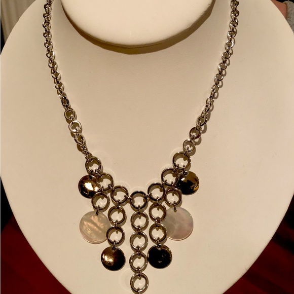 Lia Sophia NWT Silver and Mother of Pearl Necklace - Picture 3 of 4
